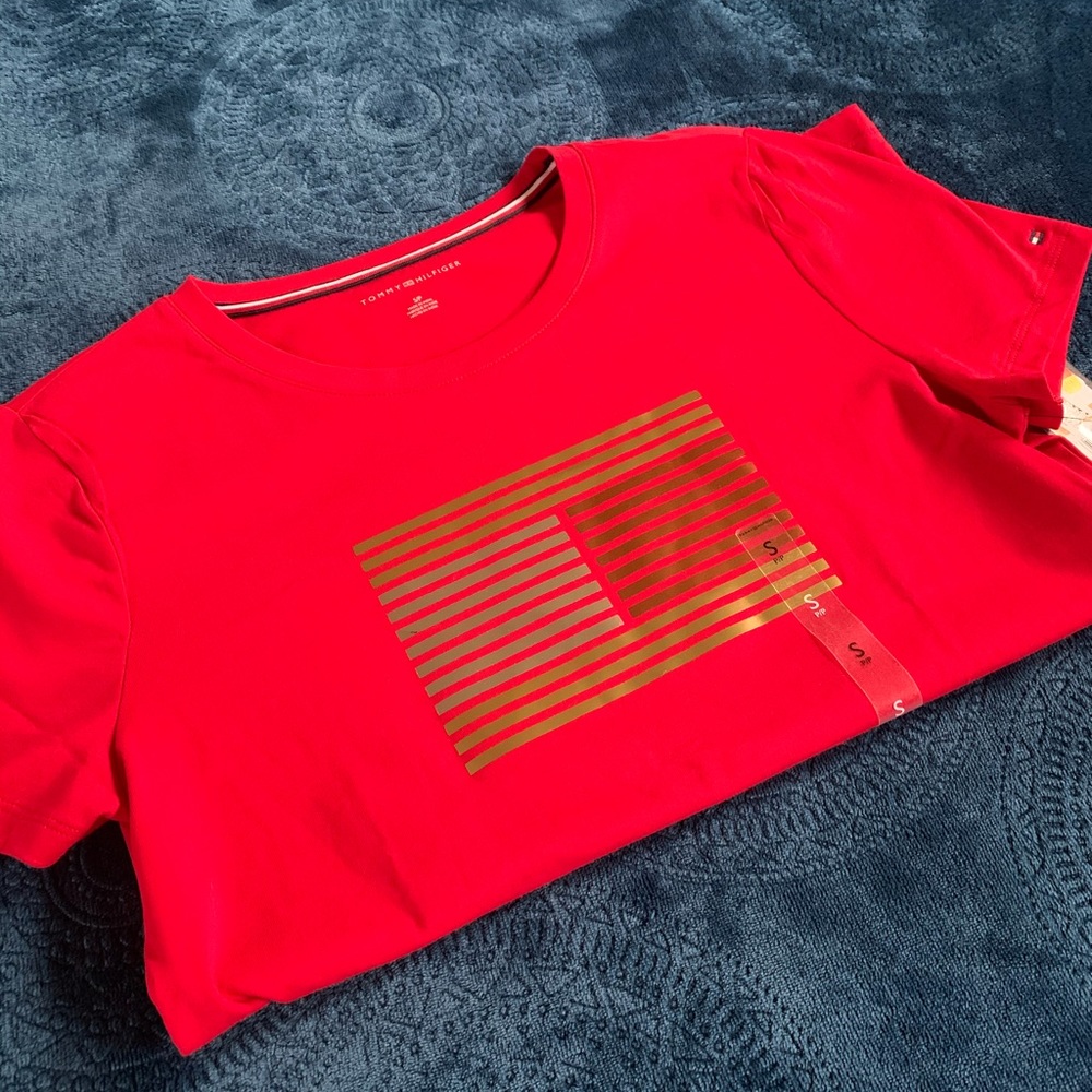 Tommy Hilfiger Women’s Tee Size S